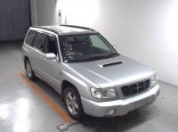 FORESTER 2001